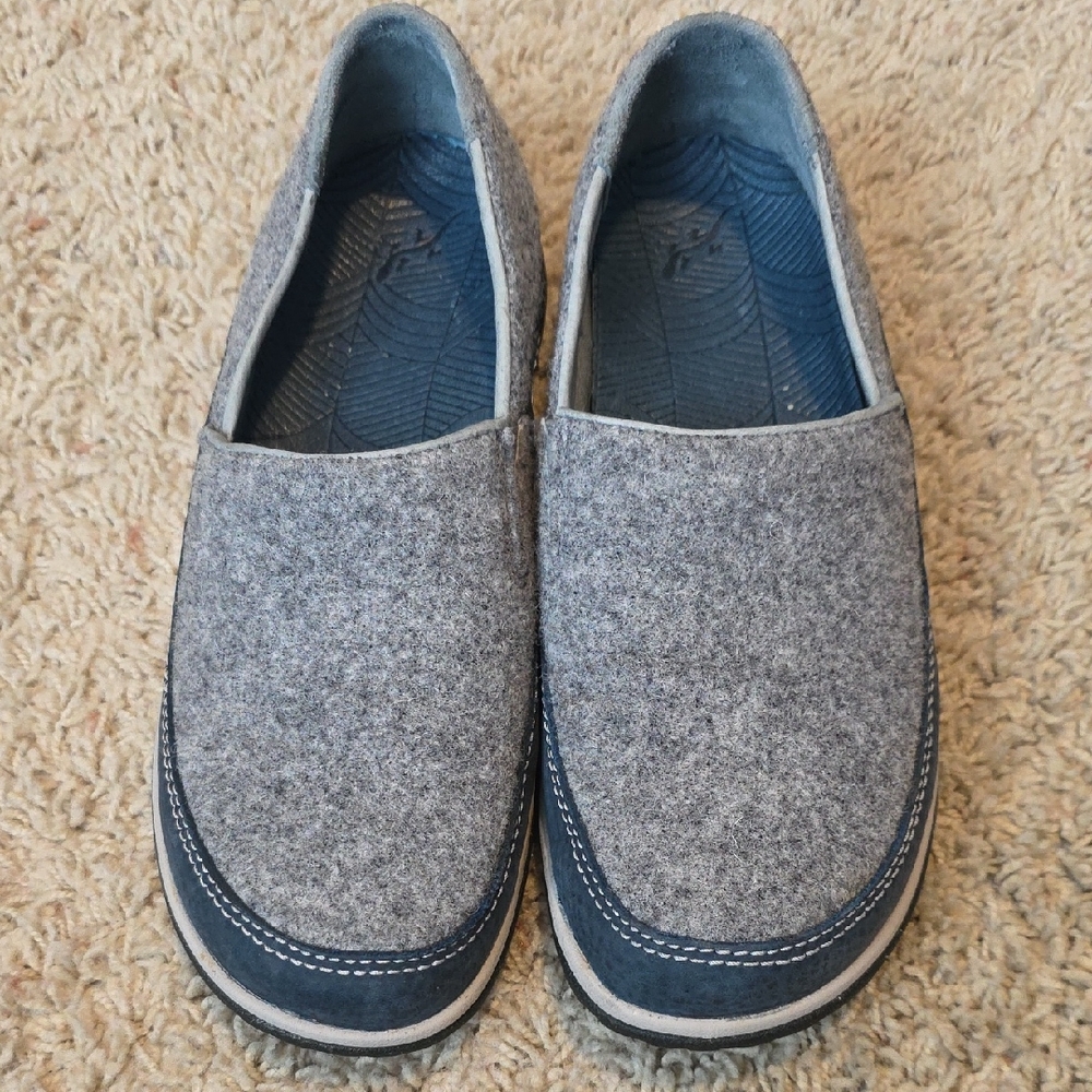 Chaco Gray and Blue Women's Loafers Size 7